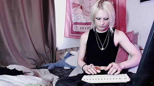 Alien_BellaのライブXXXチャット