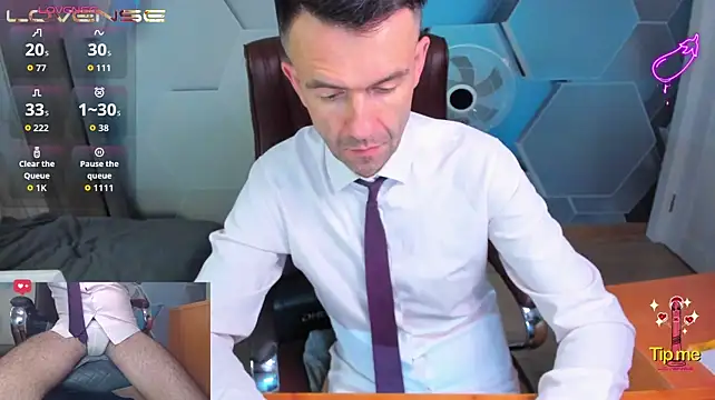 SteveTiger Chat XXX in diretta