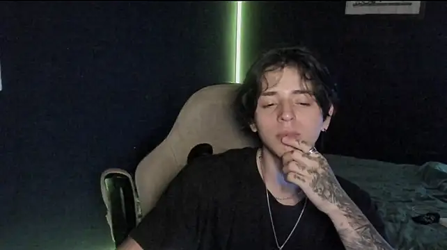 Angel_Miguel_1's Live XXX Chat