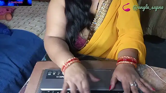 Angel_sapna's Live XXX Chat