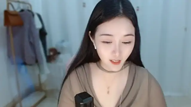 XXX chat uživo modela Amy-cnbaby