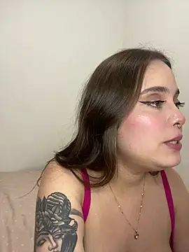 Chat +18 de PutaYasmim ao vivo