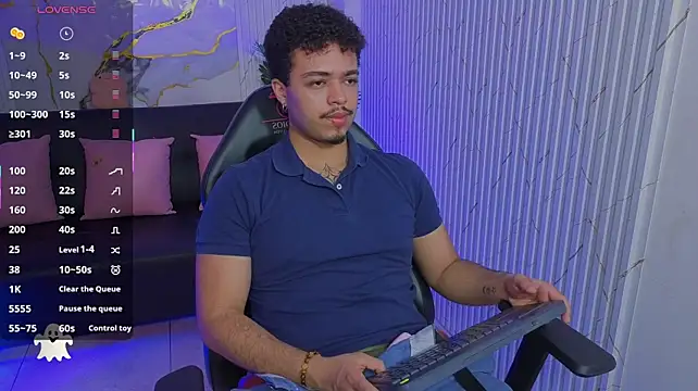 Dominic_tay's Live XXX Chat