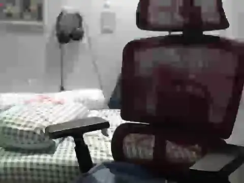 Chat XXX en directo de BubbleButtPinay