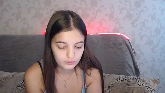 ChicGirl's Live XXX Chat