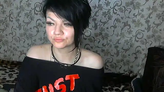 Vika-Vika's Live XXX Chat