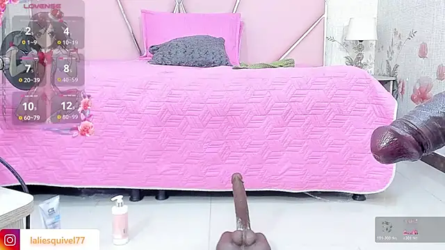 SafiroAgataaa's Live XXX Chat