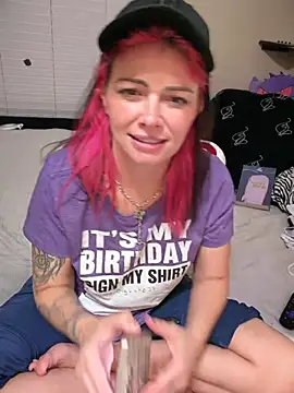 MarlaFknSinger's Live XXX Chat
