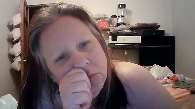 starlight1983's Live XXX Chat