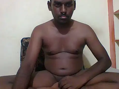 Slavebottombdsm09 Adlı Modelin Canlı XXX Sohbeti
