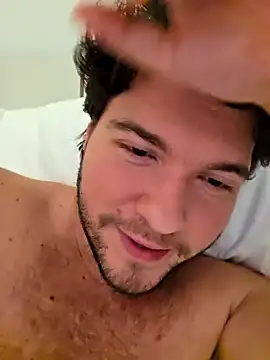 Noryahrr Show in webcam