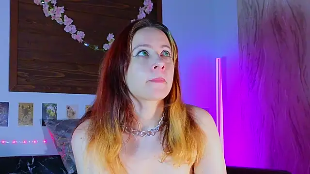 NanaMoonlight's Live XXX Chat