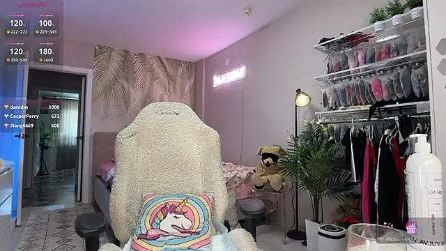 Break-me-Shake-me XXX чат на живо