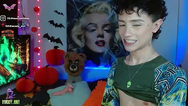 Czat XXX na żywo – maxiy_001