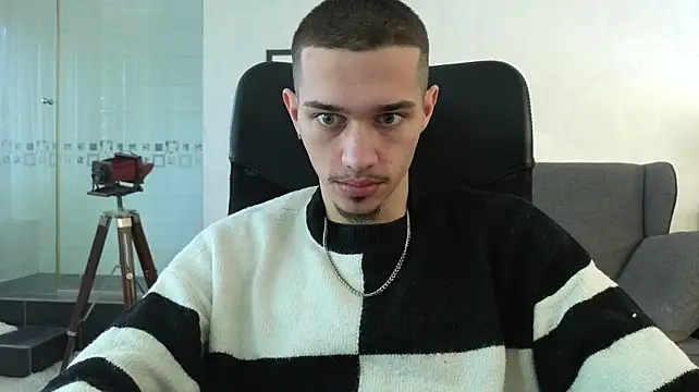 Živý XXX chat KaydenDrew