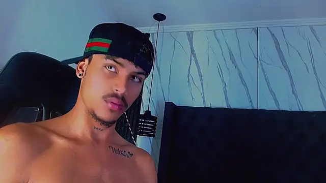 دردشة Angel_foxc13 الجنسية المباشرة