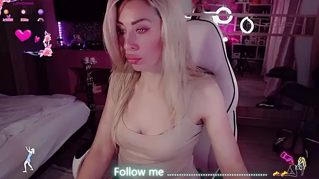 AnnieGOld_ Live XXX-Chat