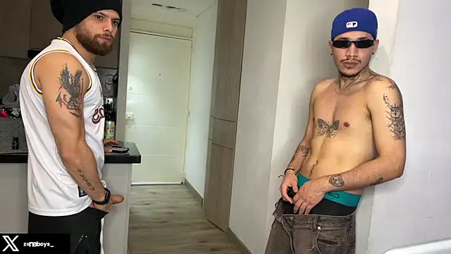 צ'אט XXX בשידור חי של zoneboys