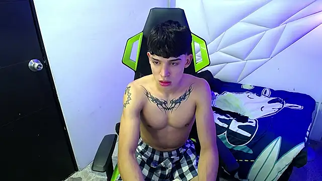 XXX chat uživo modela Liom_Gym