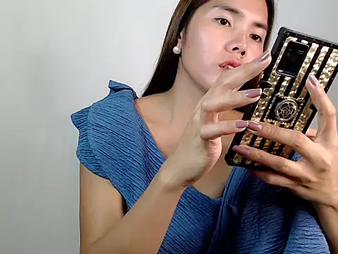 แชท XXX สดของ Urmistress_Clara