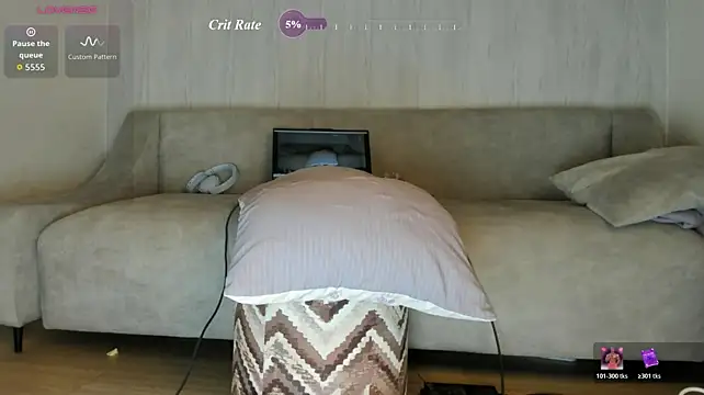 emy_lovee's Live XXX Chat