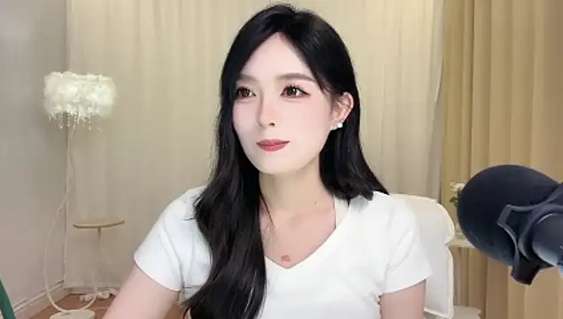 LiLy0608 라이브 XXX 채팅