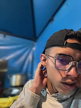 Andres_boy252's Live XXX Chat