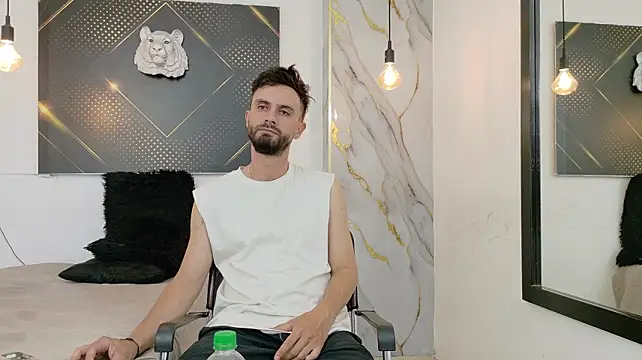 KingOfTemptation XXX чат на живо