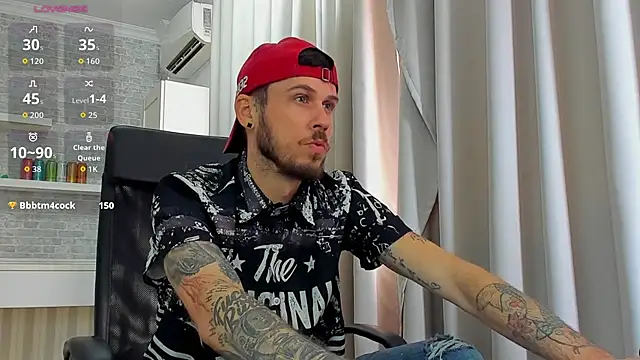 Chat XXX en directo de JonahShaw