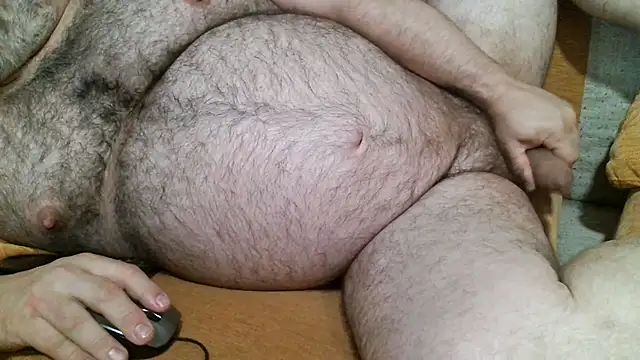 mikeyhotbear Show in webcam
