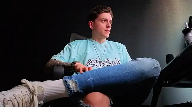FelixStarkk Adlı Modelin Canlı XXX Sohbeti