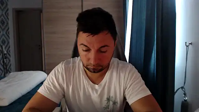 HankMalone Show in webcam