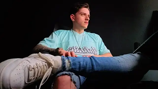FelixStarkk: απευθείας συνομιλία ΧΧΧ