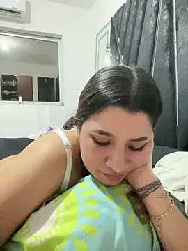roxi-fox Chat XXX in diretta