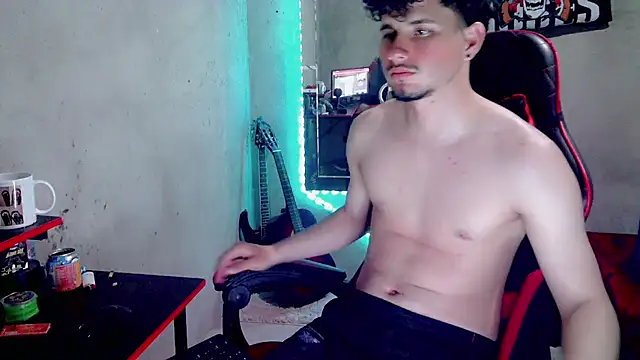 Atom_Hot Chat XXX live