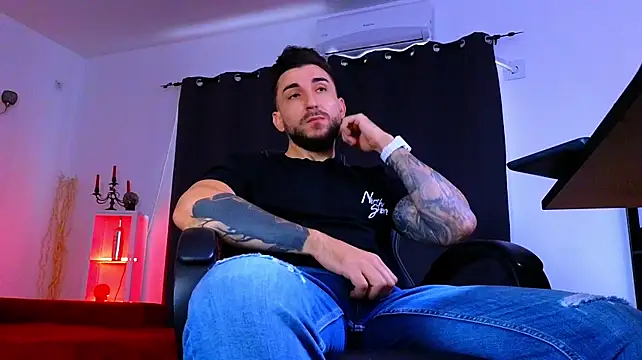 Chat XXX Live MightyAaron66