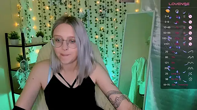 LunarGlow Live XXX-Chat