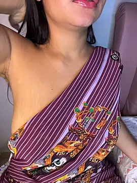 shara_queen1's Live XXX Chat