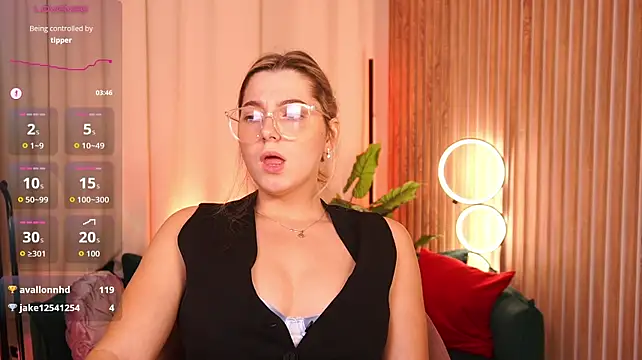 LucreciaStormn Live XXX chat
