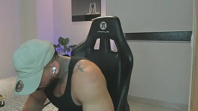 jeff_clark7 XXX чат на живо