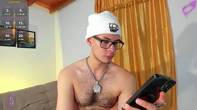 Vlad__night live XXX chat