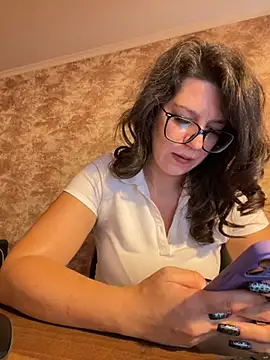 NadiraNoor Live XXX Chat