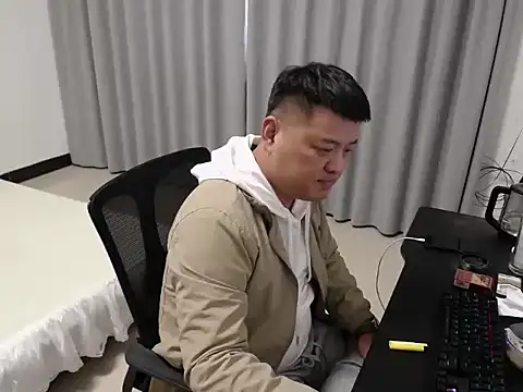 zhang1118 라이브 XXX 채팅