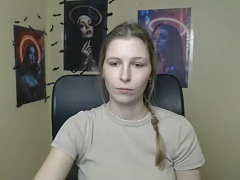 Chatroom XXX en direct de StrangerGi