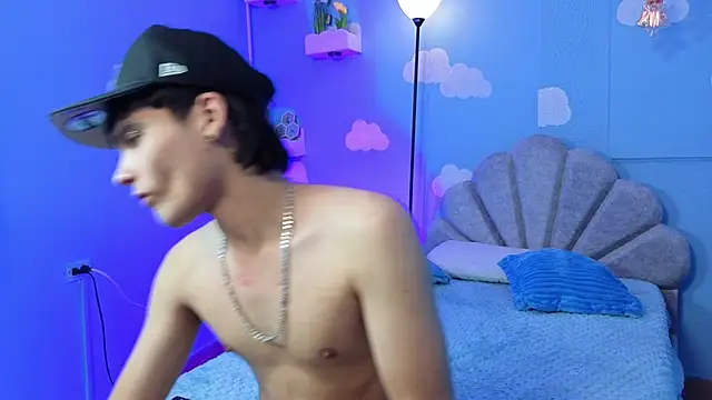Deimon_Stan_ Live XXX-chat