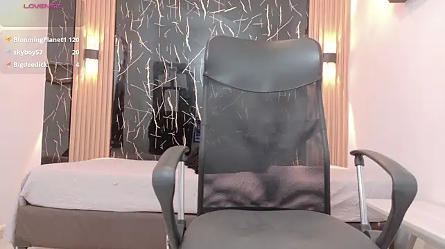 Chatroom XXX en direct de ValeriHot_1