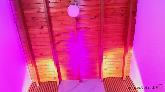 miss_charlootte1's Live XXX Chat