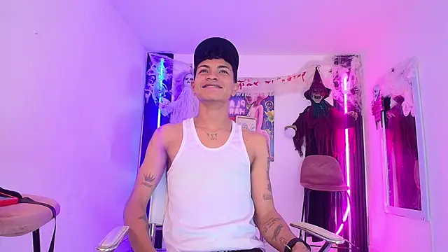 Chat +18 de GoldenDuoheat ao vivo