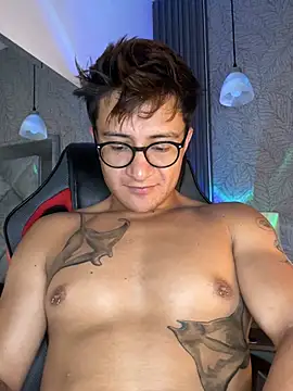 Chat XXX ao vivo de Hassbyd