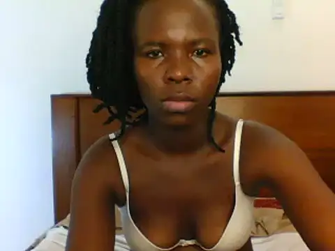 XXX chat uživo modela Ebony_melanin